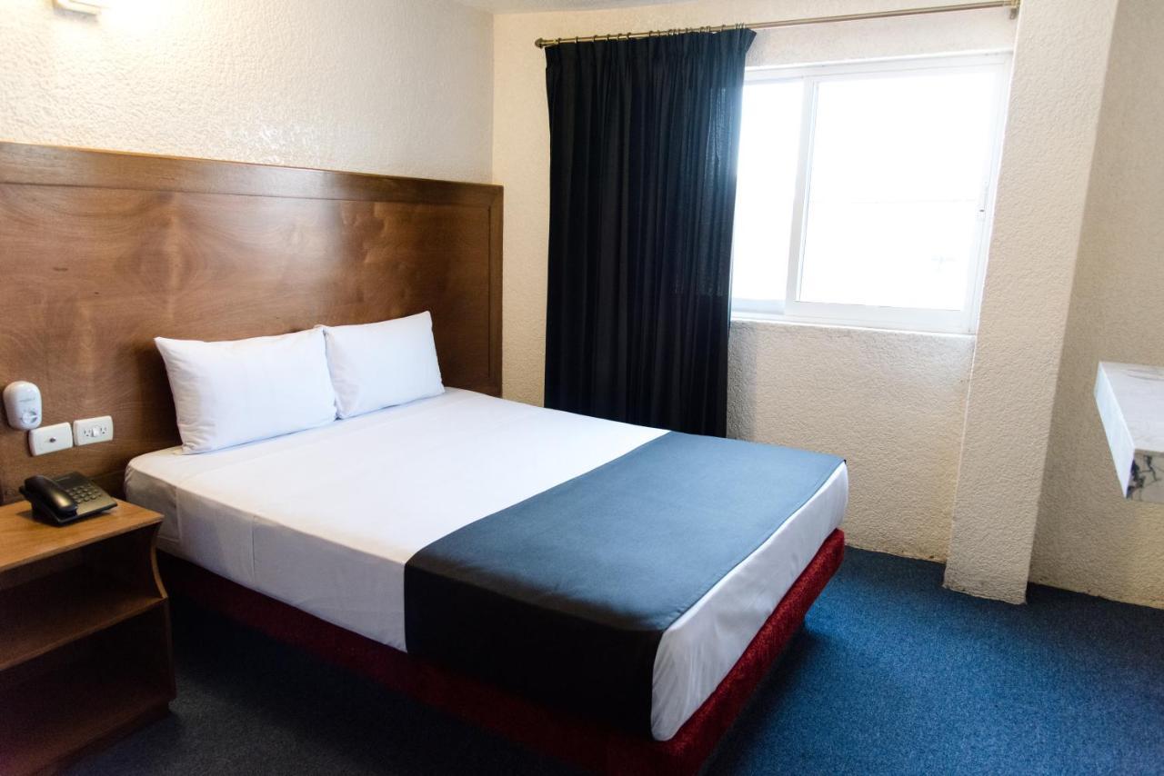 Hotel Central Irapuato - Hotel En Irapuato Zewnętrze zdjęcie